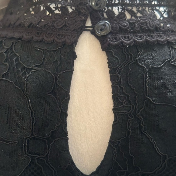 JEN - Sweet Lovely  - Black Lace Top Ruffle Sleeve Fringe SZ S Lined NWT - Picture 4 of 13